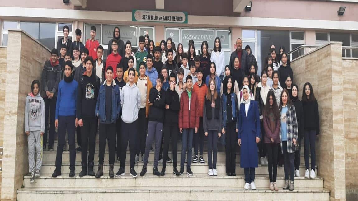 8. Sınıf Öğrencilerimizle Liselere Gezi Düzenlendi